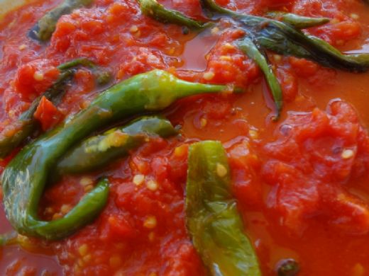 Domates Kavurması Tarifi ve Malzemeleri