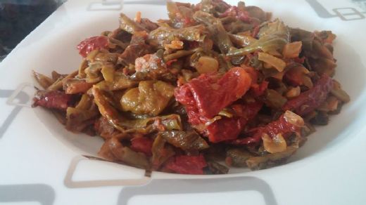 Kuru Biber Patlıcan Kavurması Tarifi ve Malzemeleri