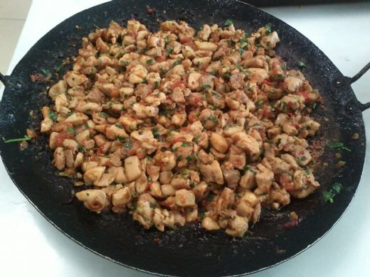 Saç Kavurma Tavuk Tarifi ve Malzemeleri