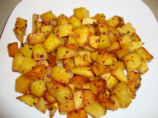 Salçalı Patates Kavurması Tarifi ve Malzemeleri